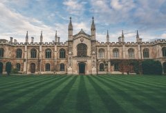 买公司交易费用,「英国注册公司」 怎样注册英国公司？